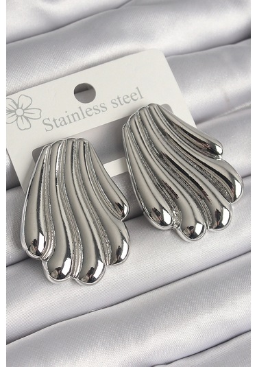 Shoecide Pirinç Gümüş Renk İşlemeli İstiridye Model Kadın Küpe Çok Renkli