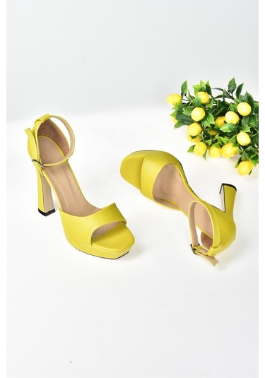Fox Shoes Sarı Platform Kalın Topuklu Kadın Ayakkabı K404580109