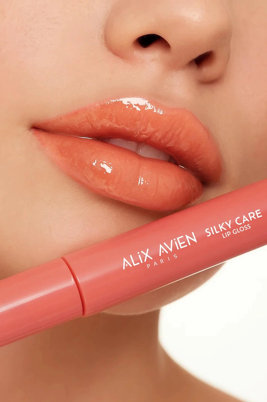 Alix Avien Dolgun Gürünüm Ve Nemlendirici Etkili Dudak Parlatıcısı Silky Care Lipgloss 304 Peachy Blossom