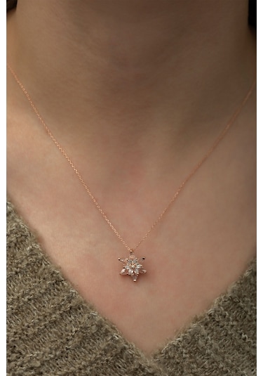 925 Ayar Gümüş Taşlı Lotus Çiçeği Kadın Kolye