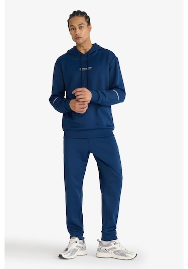 Defacto Defactofit Standart Fit Kapüşonlu Sporcu Sweatshirt D3736ax25wnnv248 Lacivert Defacto Defactofit Standart Fit Kapüşonlu Sporcu Sweatshirt D3736ax25wnnv248 Lacivert