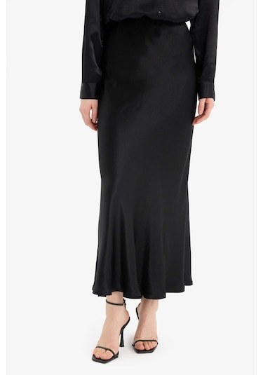 DeFacto A Kesim Normal Bel Saten Midi Etek B1867AX25SPBK27 Siyah