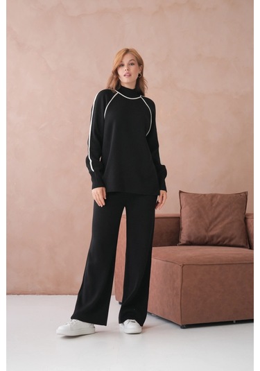Kadın Dik Yaka Yarım Pat Fermuar Yırtmaçlı Kazak Pantolon İkili Triko Takım Siyah