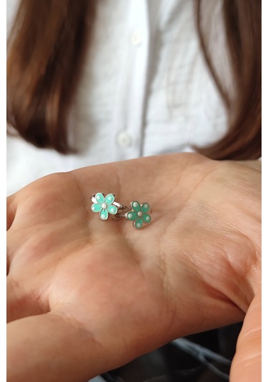 Mavi Mineli Çiçek Tasarım 925 Ayar Gümüş Kız Çocuk Küpe