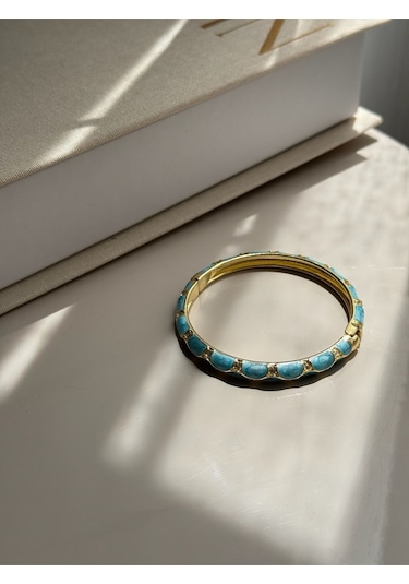 Taş Detaylı Mavi Mineli Altın Kaplama Kelepçe Bilezik Işıltılı Kadın Çelik Takı Altın