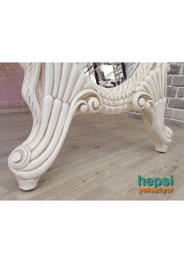 Zarif Model Eskitme Beyaz Renk Varaklı Ayaklı Boy Aynası Beyaz