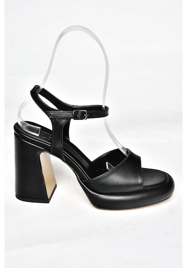 Fox Shoes S569012809 Siyah Kalın Topuklu Kadın Ayakkabı Siyah