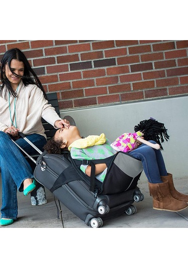 Homyl Havaalanında Seyahati Kolaylaştırmak Için Bagaj Siyah