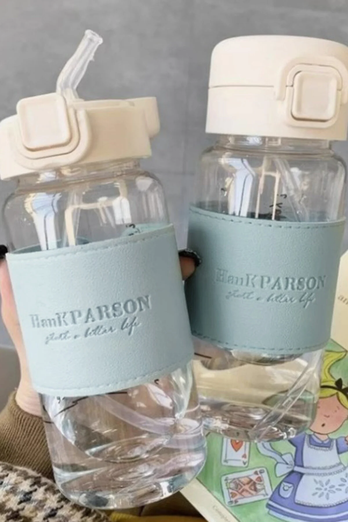 500 Ml Pipetli Plastik Su Şişesi Deri Kaplamalı Taşınabilir Sızdırmaz Öğrenciler Uygun Mavi