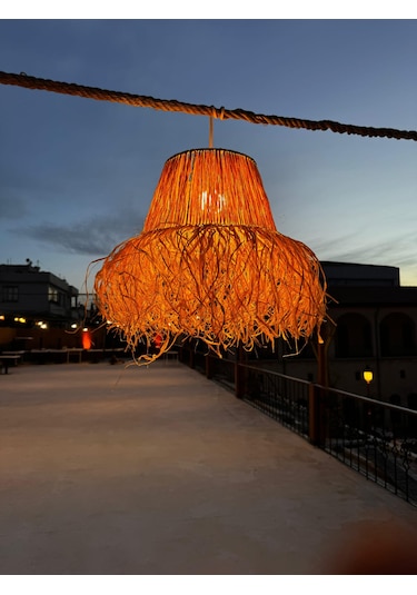 Hasır Doğal Saçaklı 30 Cm Çap Dekoratif Rafya Avize Sarı