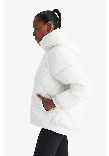 Defacto Defactofit Su İtici Oversize Fit Geniş Kalıp Kapüşonlu Fermuarlı Cepli Şişme Mont E9260ax25auwt80 Beyaz-wt80 Defacto Defactofit Su İtici Oversize Fit Geniş Kalıp Kapüşonlu Fermuarlı Cepli Şişme Mont E9260ax25auwt80 Beyaz-wt80