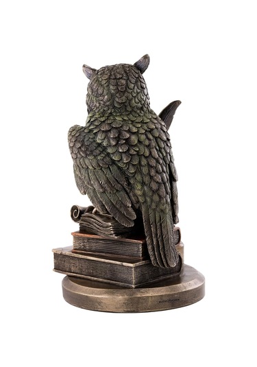 Kitap Üzerinde Baykuş Biblosu