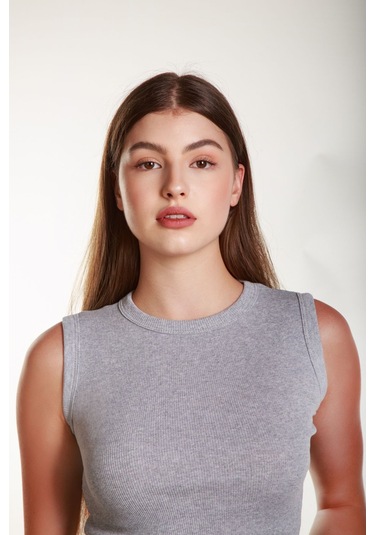 Kadın Gri Fitilli Likralı Sıfır Kol Bisiklet Yaka Örme Atlet Tshirt Bluz Gri