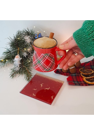 Decorita Cam Bardak Altlığı YeniYıl Kırmızı 5'li Geyik 4'lü Takım Kırmızı