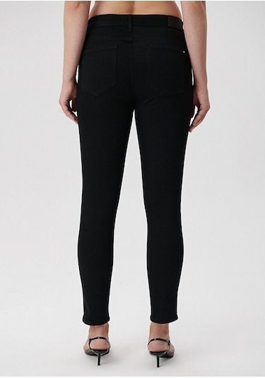 Mavi - Marli Siyah Jean Pantolon 101339-85945 Siyah