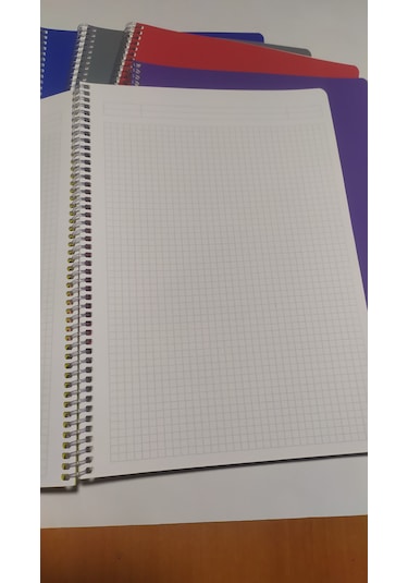 5 Adet 40 Sayfa A4 Kareli Spiralli Plastik Kapak Defter