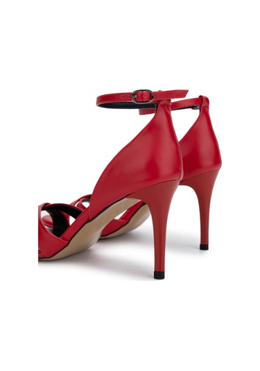 Tamer Tanca Kadın Vegan Kırmızı Topuklu Ayakkabı 886 2006 Bn Ayk Y25 Kırmızı Kırmızı