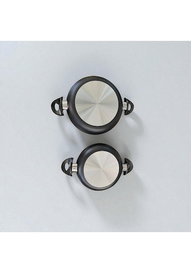 Enashop 2'li Teflon Tava Sahan Seti 20 Cm + 24 Cm Yanmaz Yapışmaz Yüzey Hafif Ve Pratik Kullanım Siyah