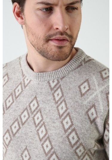 Ferraro Bej Kare Desenli Bisiklet Yaka %100 Kuzu Yünü Erkek Kazak Bej