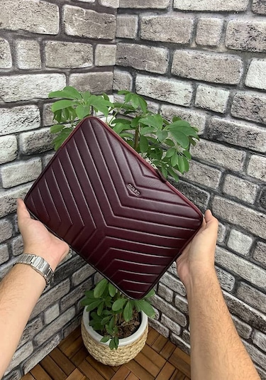 Guard Bordo Üçgen Desen Clutch Çanta