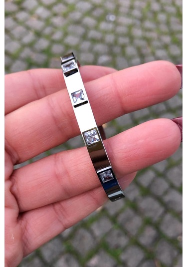 Gümüş Renk Baget Taşlı Çelik Kelepçe Gümüş