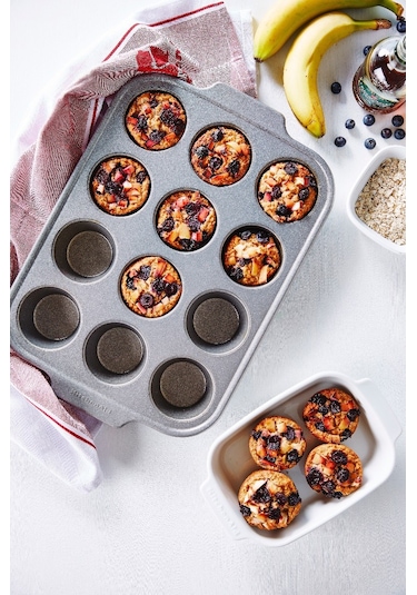 Kitchenaid Cc003296-001 Alüminize Çelik 12 Li 35X26 Cm Muffin Kal Çok Renkli