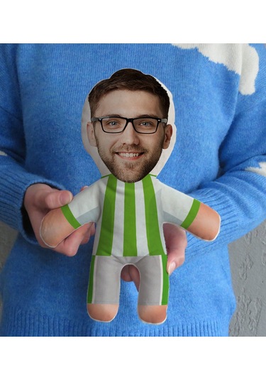 Bk Gift Hediye Kutusunda Kişiye Özel Fotoğraflı Yeşil Beyaz Futbolcu Bebek Yastık-1, Arkadaşa Hediye, Sevgiliye Hediye, Doğum Günü Hediyesi