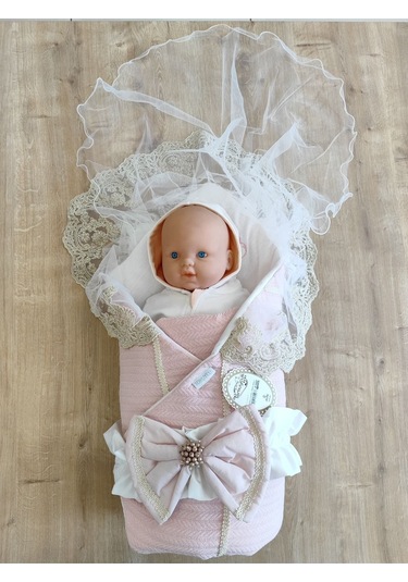 Pembe Triko Örgü Kız Bebek Batttaniyesi Kundağı Kalın Dantelli Yenidoğan Hastane Çıkışı Hediyelik Somon