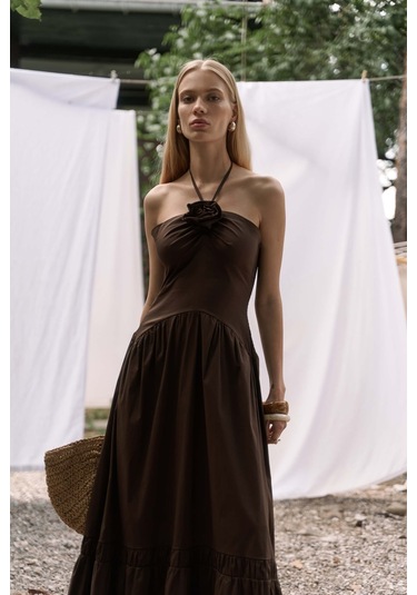 Elisa Gül Detay Koyu Kahve Uzun Elbise