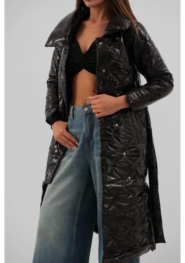 Kemerli Rugan Şişme Maxi Mont Siyah