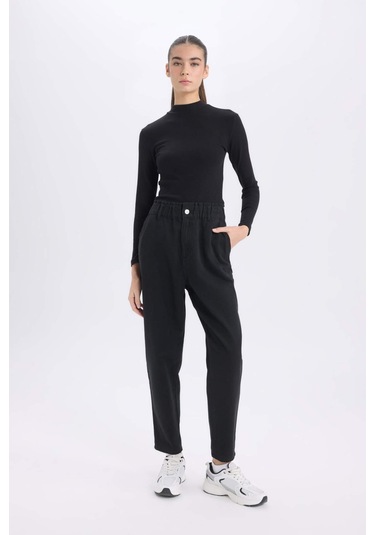 Defacto Paperbag Gabardin Kumaş Pantolon Cepli Standart Paça Gabardin Pantolon S2790az25spbk81 Siyah Defacto Paperbag Gabardin Kumaş Pantolon Cepli Standart Paça Gabardin Pantolon S2790az25spbk81 Siyah
