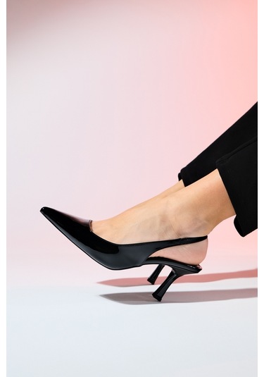 Luvishoes Flem Siyah Rugan Kadın Sivri Burun Arkası Açık İnce Topuklu Ayakkabı Siyah