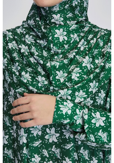 Pratik Tek Parça Manolya Desenli Namaz Elbisesi Zümrüt Zümrüt Yeşili