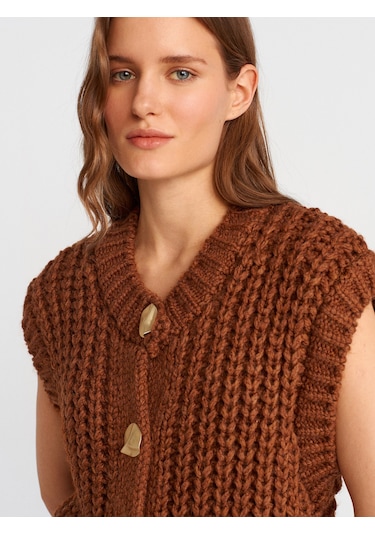 Dilvin 60961 Bisiklet Yaka Yumuşak Dokulu Cepli Düğmeli Triko Yelek-karamel Karamel