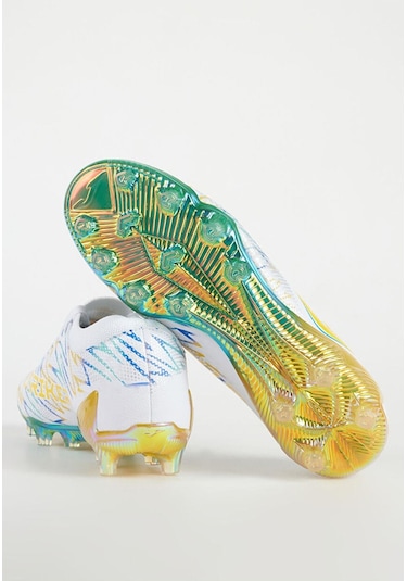 Joma Strıker 2402 Fırm Ground Krampon Ve Halı Saha Ayakkabısı Beyaz