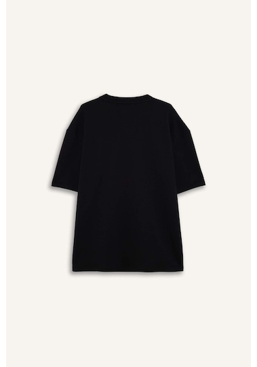 Defacto Oversize Geniş Kalıp Bisiklet Yaka Kısa Kollu Basic Düz Ağır Kumaş Tişört X3926az26spbk81 Siyah-bk81 Defacto Oversize Geniş Kalıp Bisiklet Yaka Kısa Kollu Basic Düz Ağır Kumaş Tişört X3926az26spbk81 Siyah-bk81