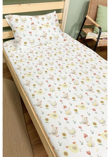 Organik Tek Kişilik Lastikli Çarşaf Seti - Ördek Ve Tavuk Düşleri Renkli