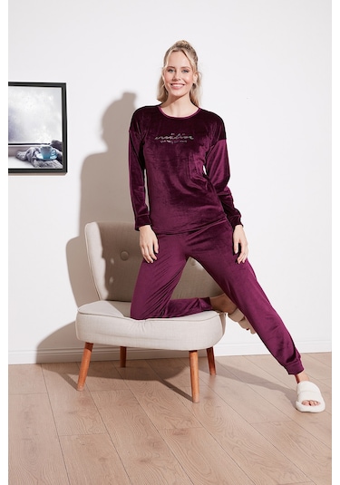 Lela Regular Fit Yumuşak Dokulu Kadife Bayan Pijama Takımı 6094200W4 Mor