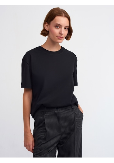 Dilvin Dekoratif Dikişli Bisiklet Yaka Tshirt  Siyah