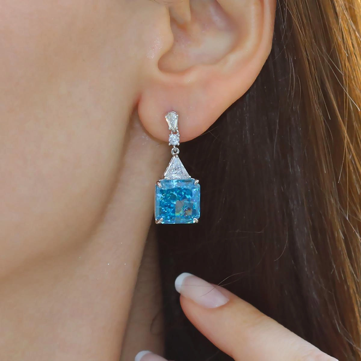 Aquamarine Kare Taşlı Gümüş Pırıltı Küpe Gümüş