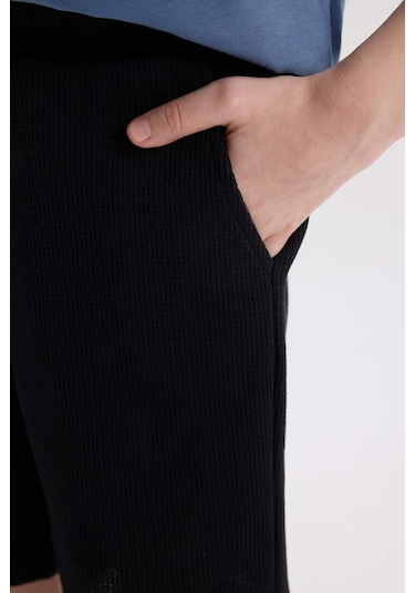 DeFacto Erkek Çocuk Waffle Şort E6891A825SMBK27