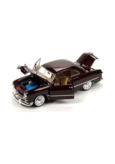 Motormax 1949 Ford Coupe 1/24 Bordo Model Araba