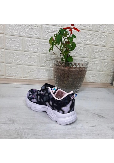 M.p One 3216 Siyah Simli Cırtlı Hafif Rahat Kız Çocuk Spor Ayakkabı 001