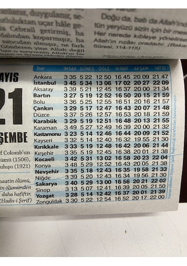 Ömür Takvim Atatürk Görselli 2.bölge 2026 Kartonlu Yapraklı Duvar Takvimi