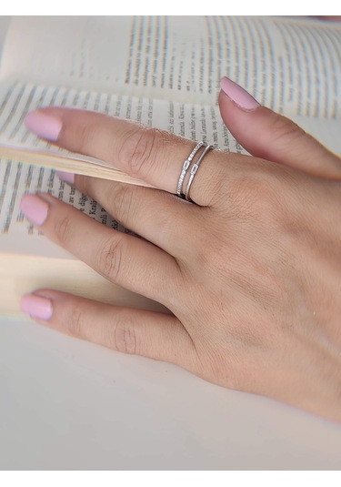 İki Sıralı Zirkon Taşlı Ayarlanabilir Silver Gümüş Renkli Yüzük Silver
