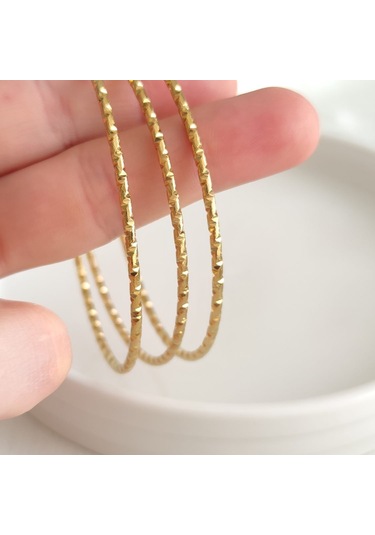 6,7 Cm Çelik İnce Desenli Ajda Bilezik 1 Adet Beyaz