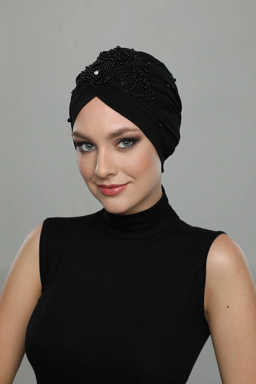 Kopma Astarlı Işlemeli Siyah Gül Motifli Hazır Türban Tesettür Abiye Bone Siyah Gül