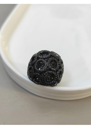 Fantazi Siyah Halkalı Yüzük