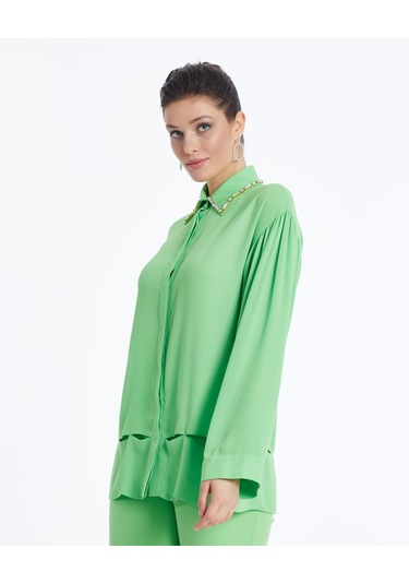 Kadın Yakası Taş Detaylı Gömlek - Modern Ve Şık - Günlük Ve Özel Günler İçin Gömlek Yeşil