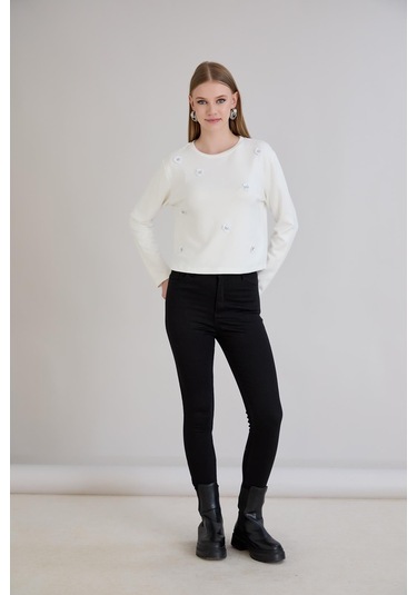 Sortie Collection Çiçek Aksesuarlı Modal Bluz Ekru